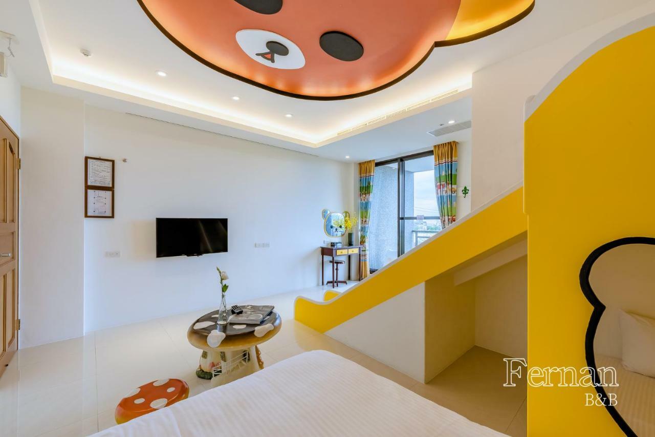 法藍旅店 宜蘭包棟首選 Bed and Breakfast Wujie Zhen Exteriör bild