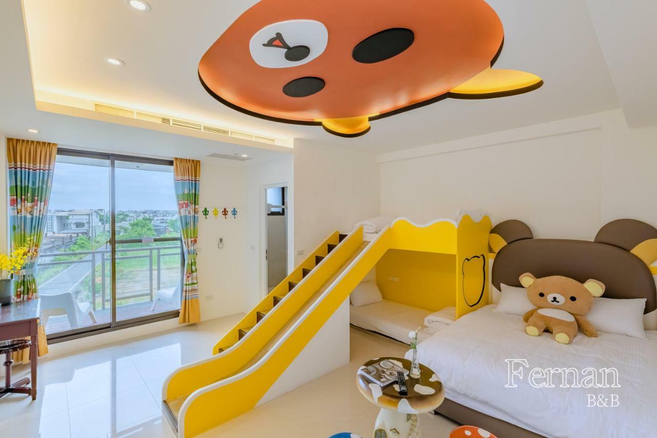 法藍旅店 宜蘭包棟首選 Bed and Breakfast Wujie Zhen Exteriör bild