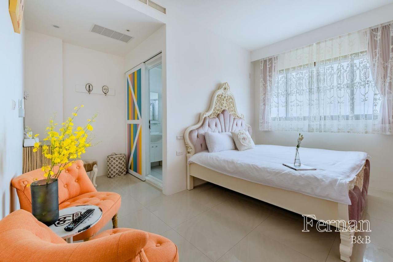 法藍旅店 宜蘭包棟首選 Bed and Breakfast Wujie Zhen Exteriör bild