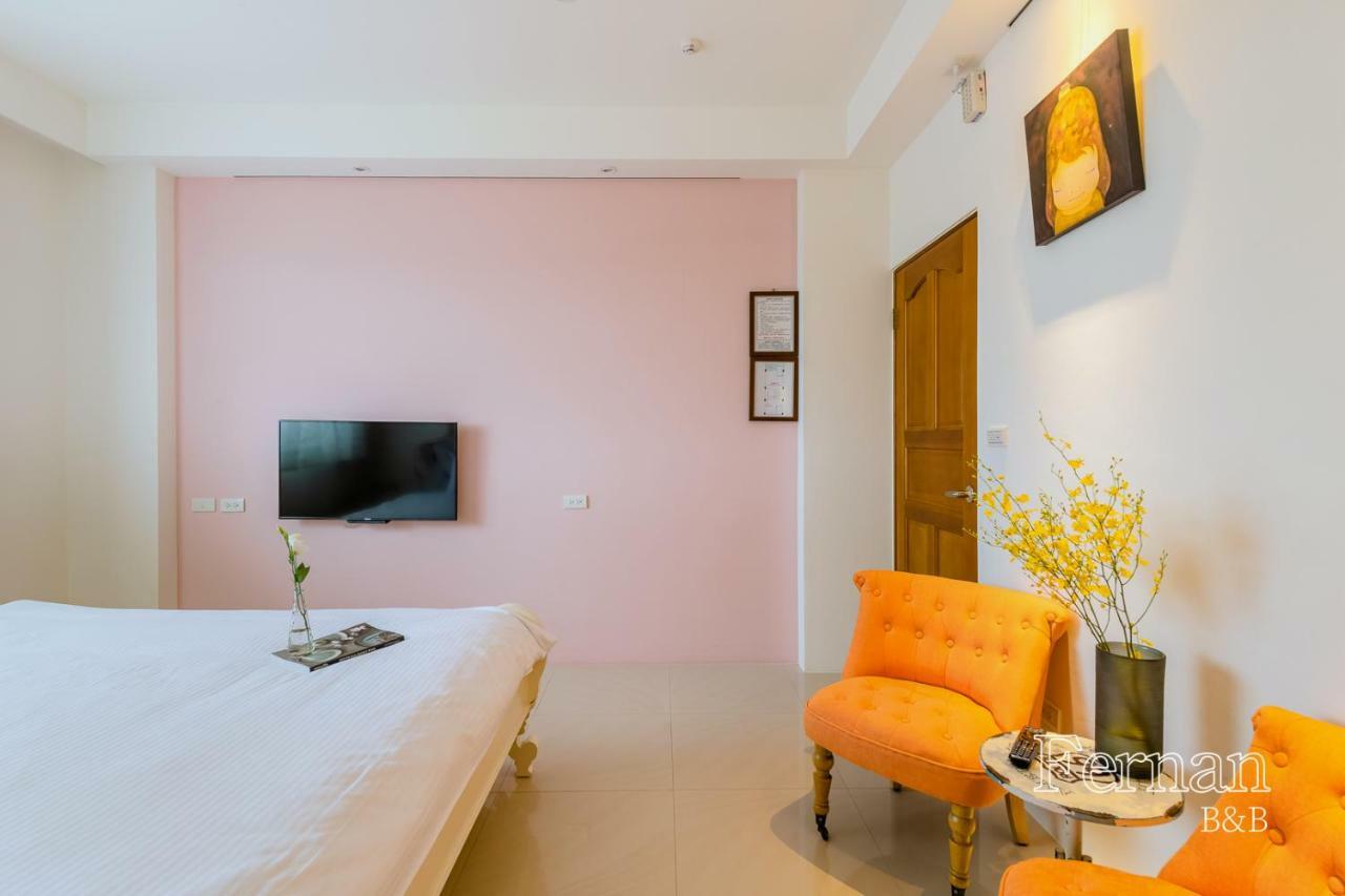 法藍旅店 宜蘭包棟首選 Bed and Breakfast Wujie Zhen Exteriör bild